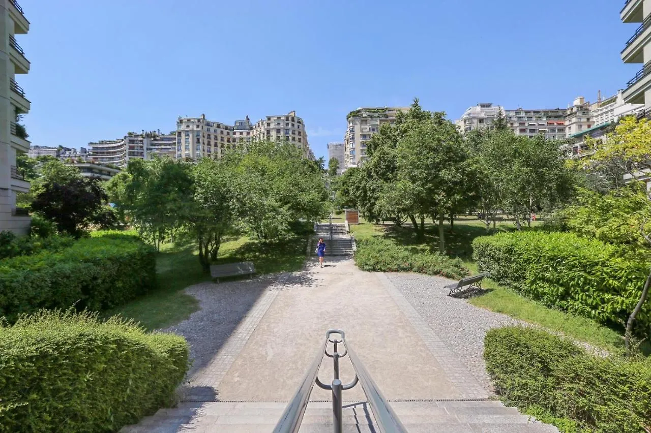 Cosy Studio Near The Eiffel Tower Apartment Paris France